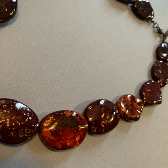 🚛MOVING SALE 🚛 
Tagua bead statement necklace 🐿 - Picture 3 of 5